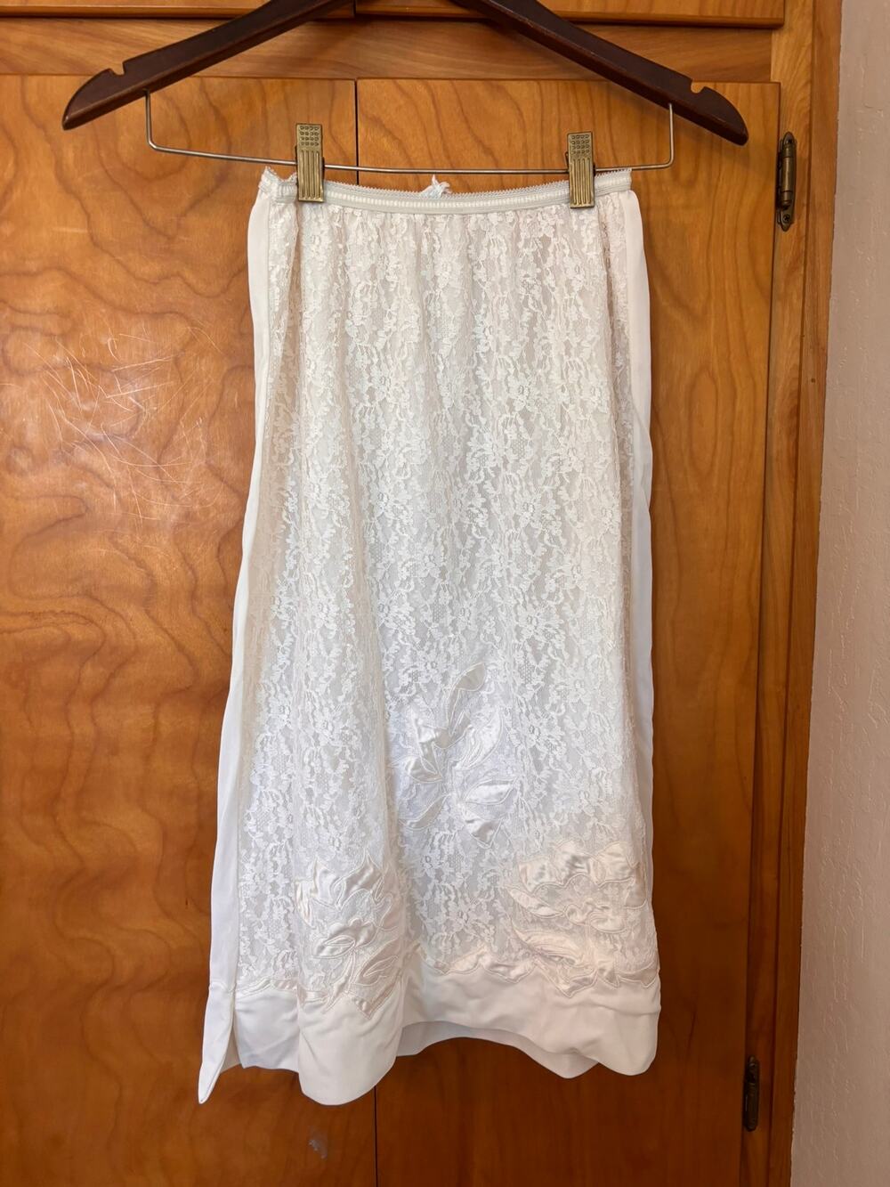 Vintage White Lace Half Slip Skirt Satin Appliqué Floral Lingerie Midi